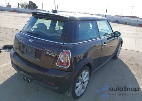 2011 Mini Cooper S z USA, uszkodzony, nr VIN WMWSV3C57BTY10548